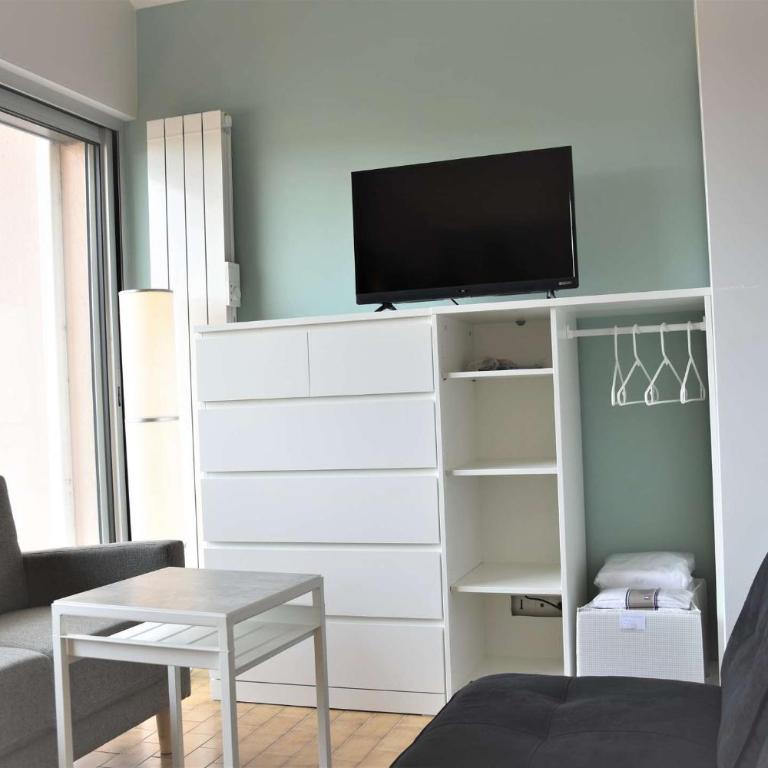 Appartement Rénové avec Balcon sur le Port GN460-010 - Appartement 1 Chambre - 8