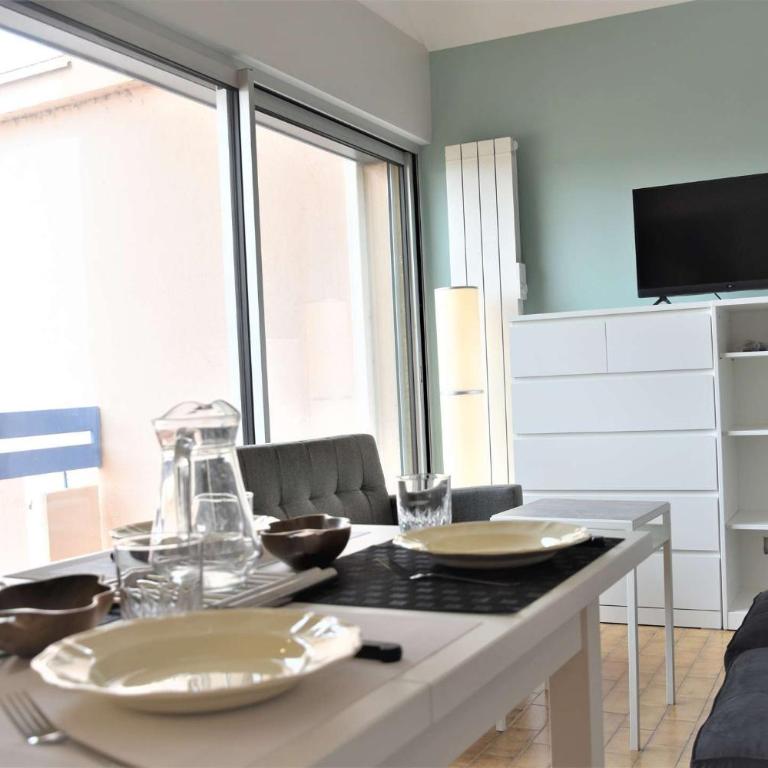 Appartement Rénové avec Balcon sur le Port GN460-010 - Appartement 1 Chambre - 9