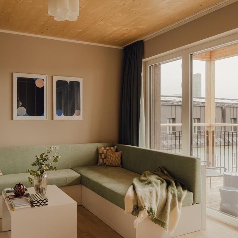 Design Hotel zum Hirschen Salzburg - Superior Studio mit Balkon - 1