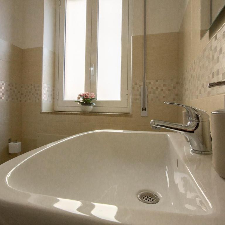 B&B Siracusa Holidays - Triple Room with Private External Bathroom - 15