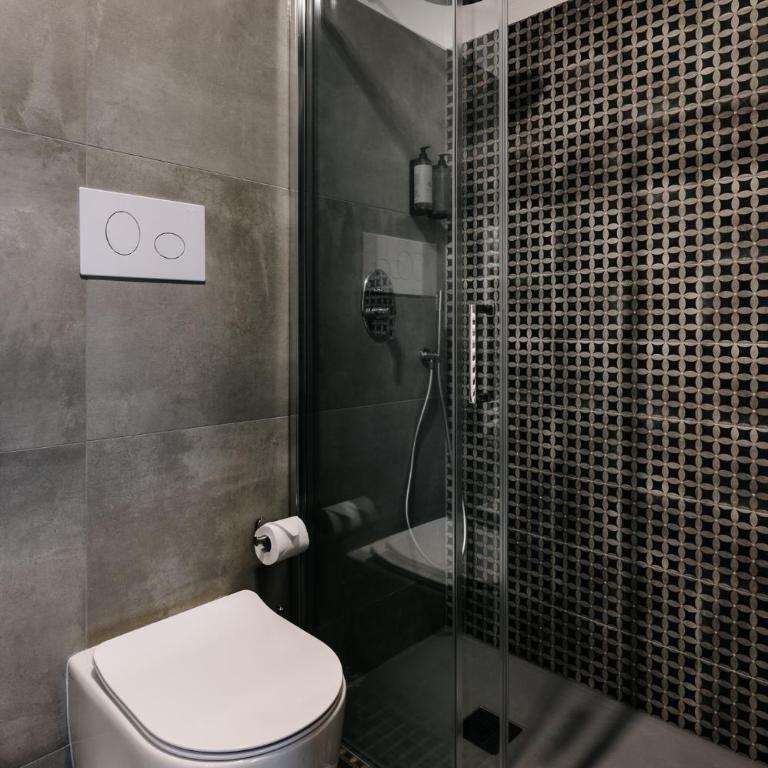 B&B LUMAS - Camera Matrimoniale/Doppia con Letti Singoli con Bagno Privato - 11