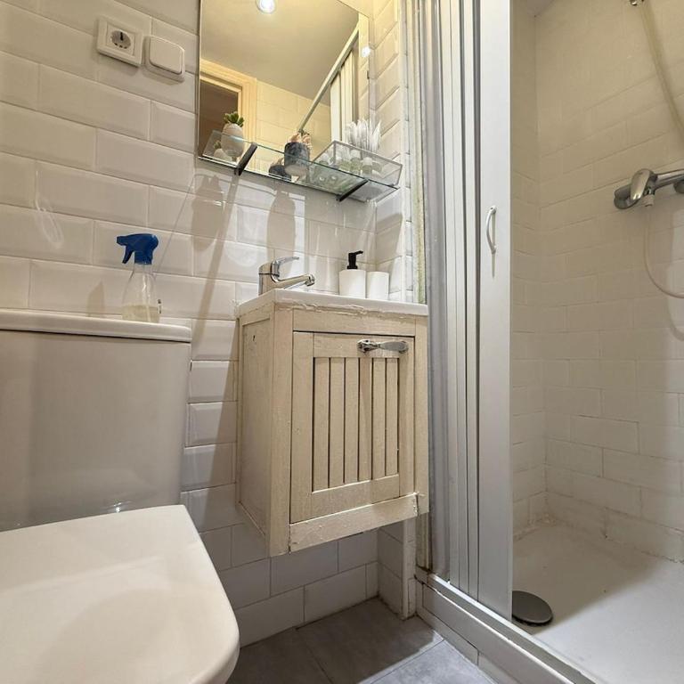 Cosy Studio in the Heart of Lavapiés, Madrid - Amparo - One-Bedroom Apartment - 3