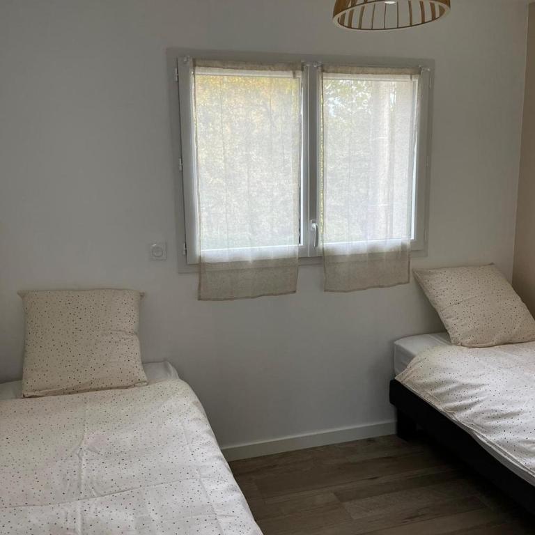 Villa L'Evasion, neuve, 4 chambres, 8pers, piscine chauffée - Villa - 11