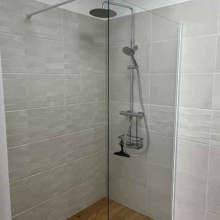 Villa L'Evasion, neuve, 4 chambres, 8pers, piscine chauffée - Villa - 22