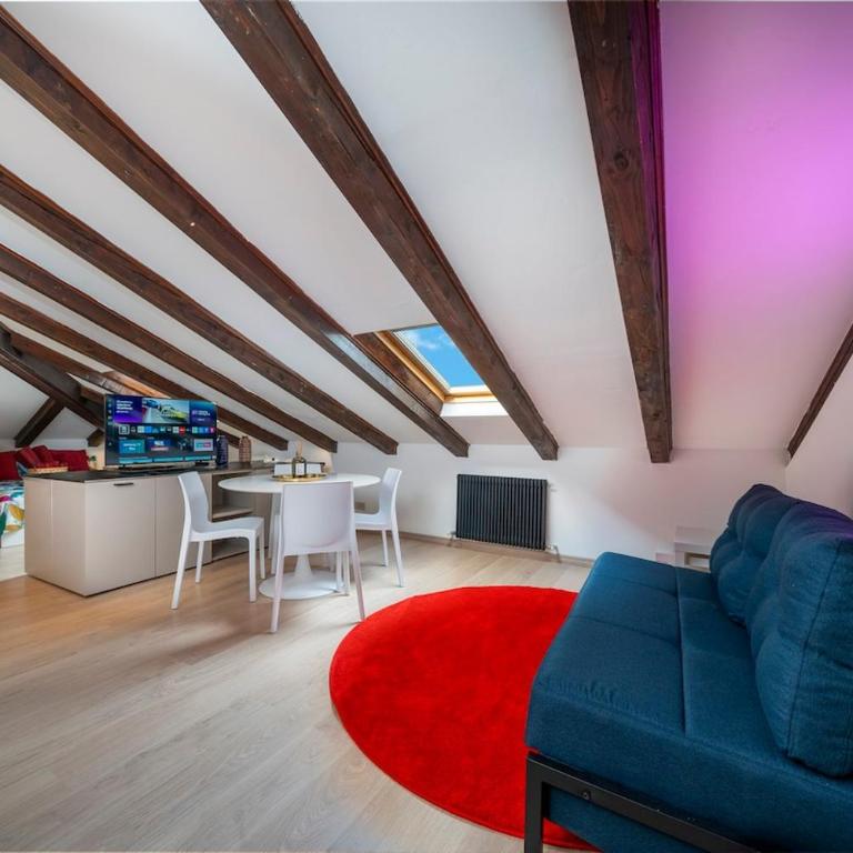 Mansarda Piazzale Chiavris - A Casa Tua - Appartamento con 1 Camera da Letto - 9