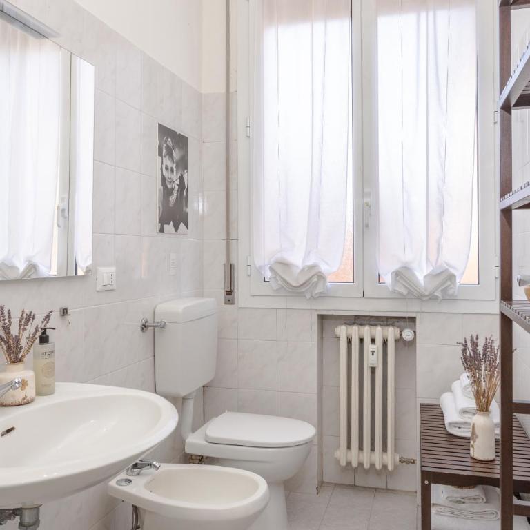 Family 3 - Three-Bedroom Apartment - 11