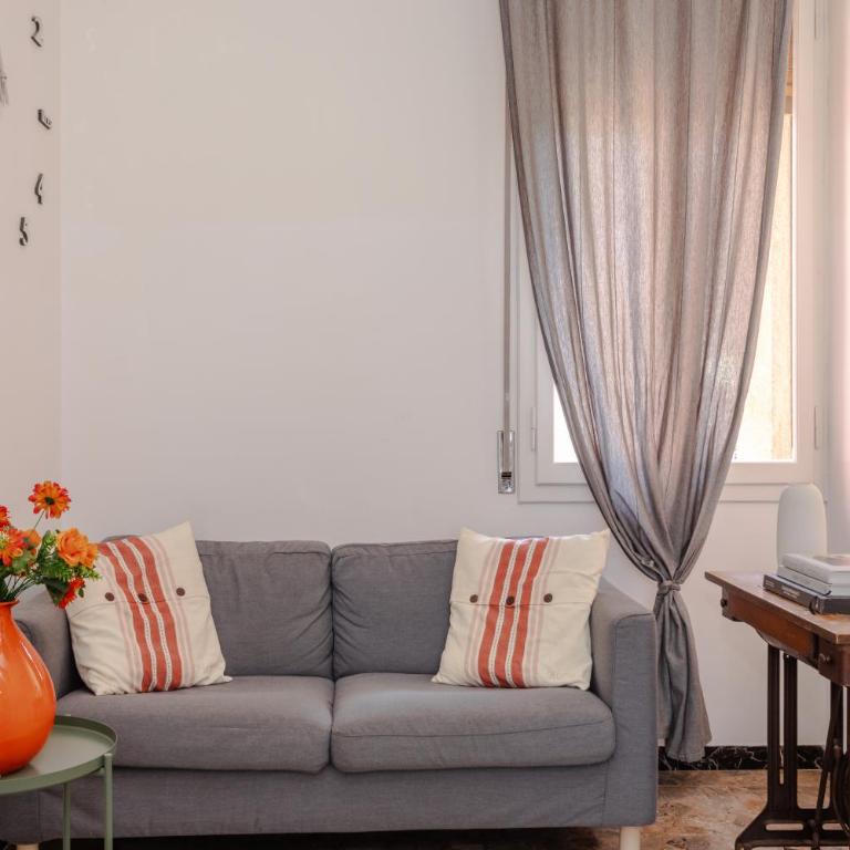 Family 3 - Three-Bedroom Apartment - 12