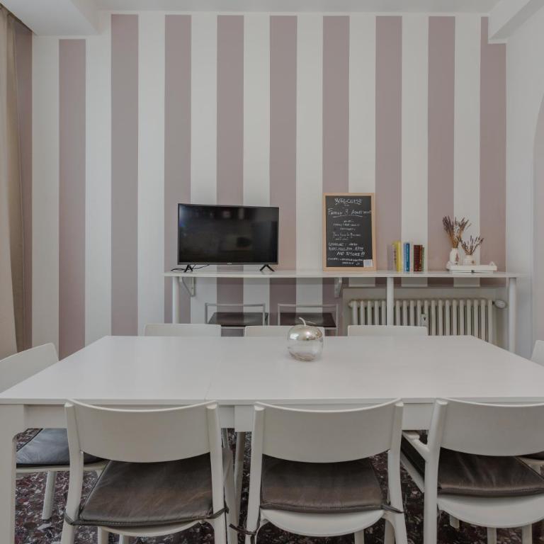 Family 3 - Three-Bedroom Apartment - 31
