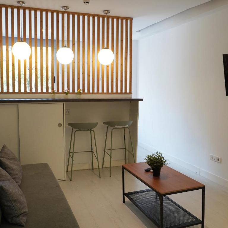 Almagro Apartments - One-Bedroom Apartment - 4