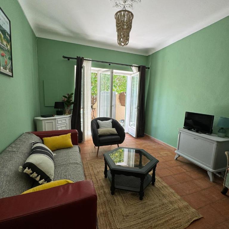 Maison Jasmin in the city center with parking space and terrace - Two-Bedroom House - 11
