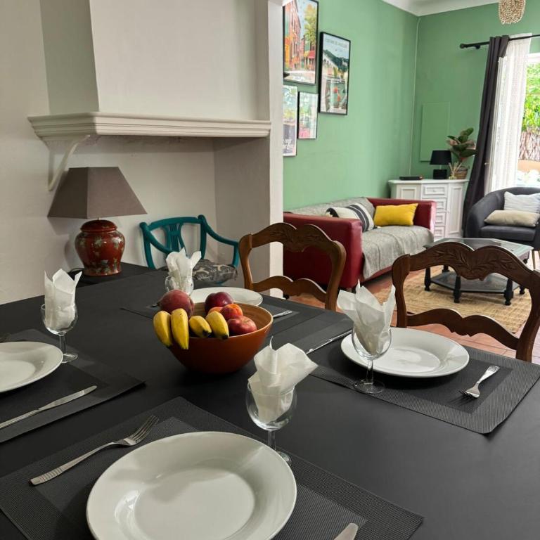 Maison Jasmin in the city center with parking space and terrace - Two-Bedroom House - 13