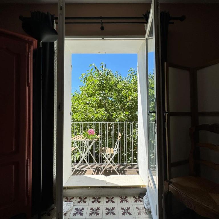 Maison Jasmin in the city center with parking space and terrace - Two-Bedroom House - 26