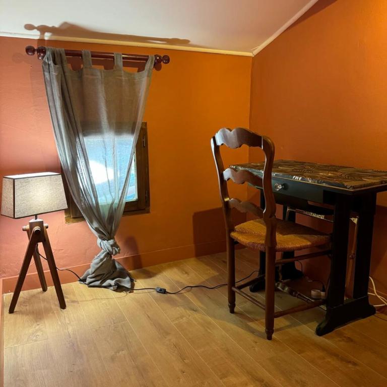 Maison Jasmin in the city center with parking space and terrace - Two-Bedroom House - 33