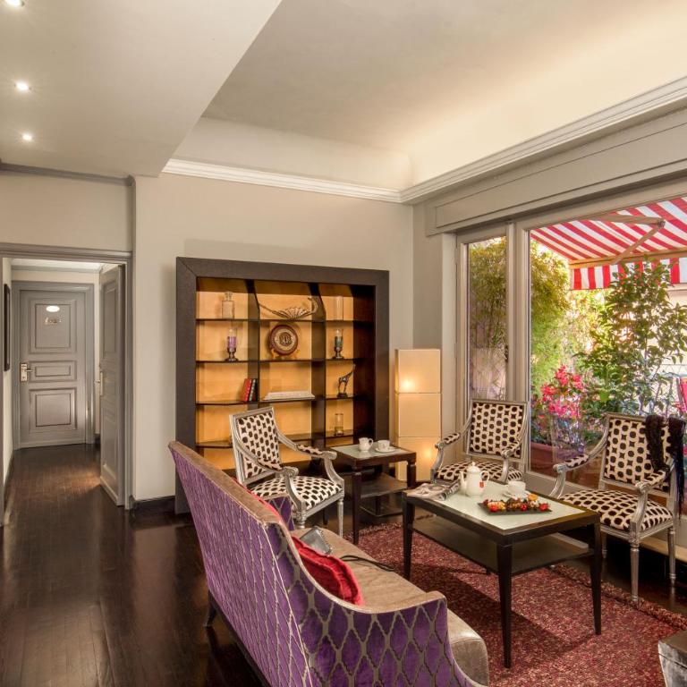 The Inn at the Spanish Steps Luxury Collection - The View - Four-Bedroom Luxury Apartment with View - 10
