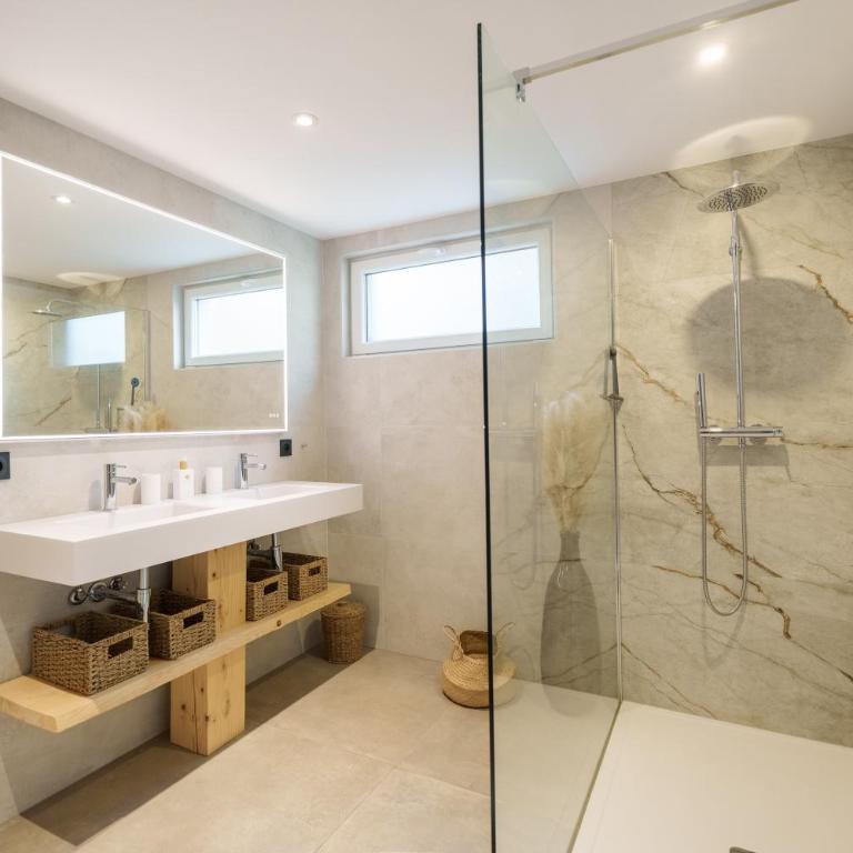 L’Alma - Magnifique maison avec jacuzzi - Maison 4 Chambres - 6
