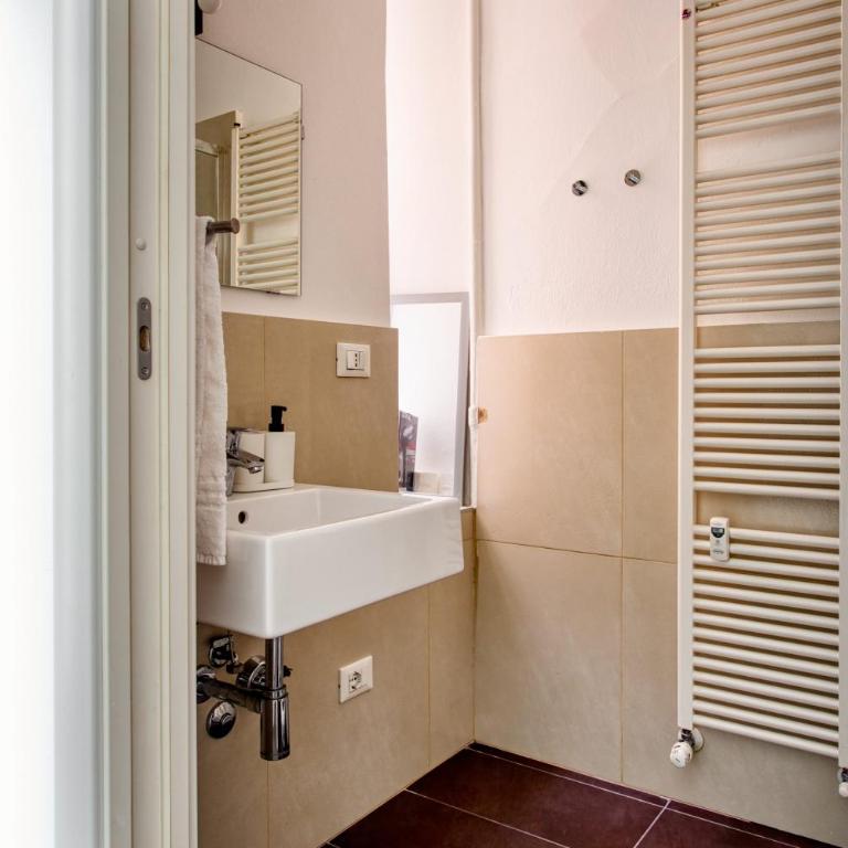 JOIVY Cosy 3BR flat in the centre of Milan - Appartamento con 3 Camere da Letto - 24