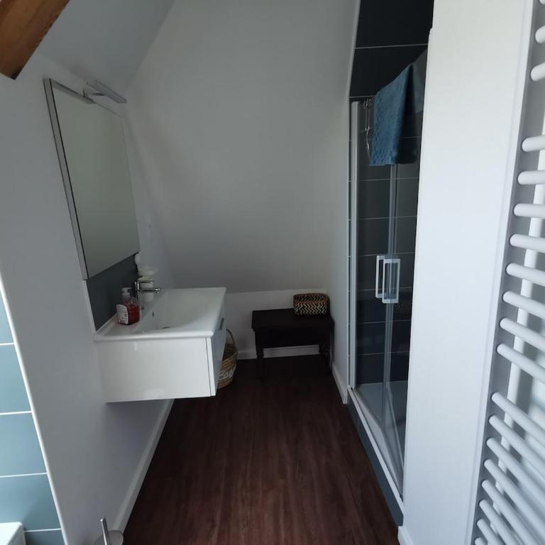 Maison bretonne traditionnelle - Four-Bedroom Vacation Home - 20