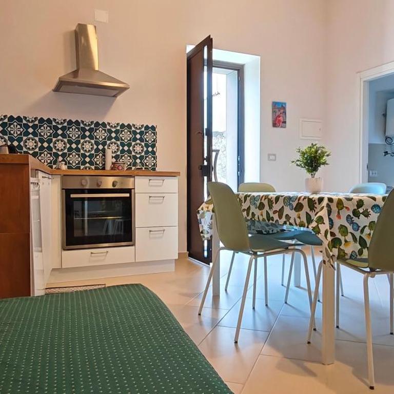 Al vico di via Marzulli - Casa con 1 Camera da Letto - 19