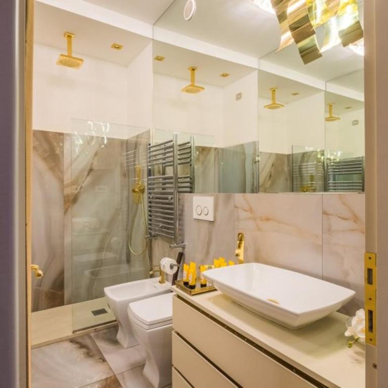 The Inn at the Spanish Steps Luxury Collection - The Club Condotti 91 - Camera Matrimoniale Deluxe con Vista - 4