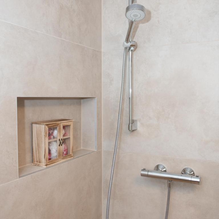 Ferienwohnung Waldblick, Faaker See - Apartment mit 1 Schlafzimmer und Balkon - 27