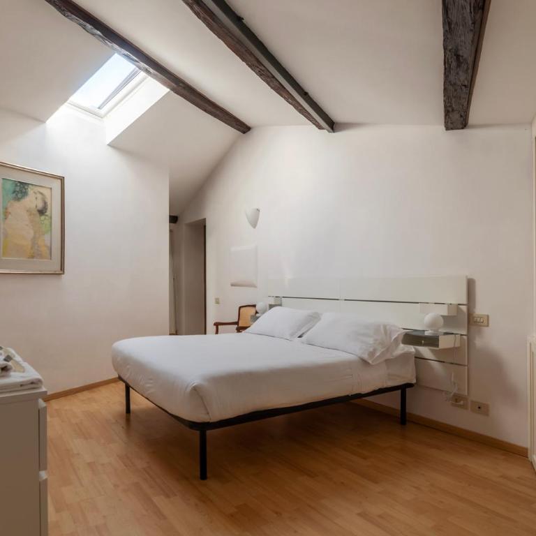 Manara 29 - FromHometoRome - Appartamento con 2 Camere da Letto - 25