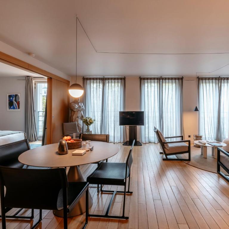 Hotel de Pourtales - One-Bedroom Apartment with City View - 5