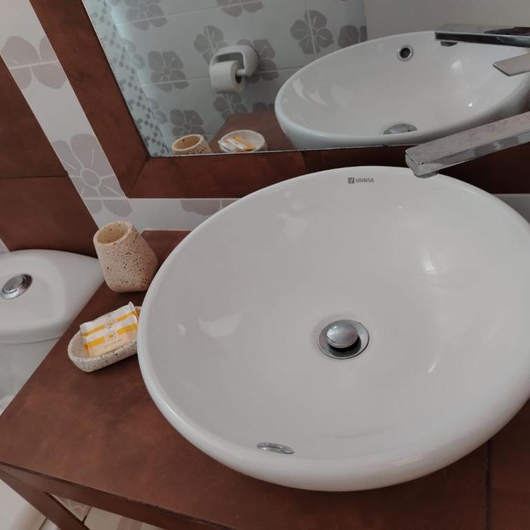 Hotel Sunlight - Habitación Deluxe - 1 cama grande - 1