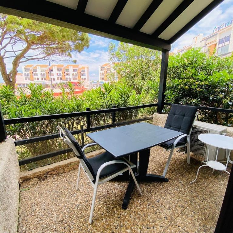 T3 terrasse et piscine - Appartamento con 2 Camere da Letto e Terrazza - 8