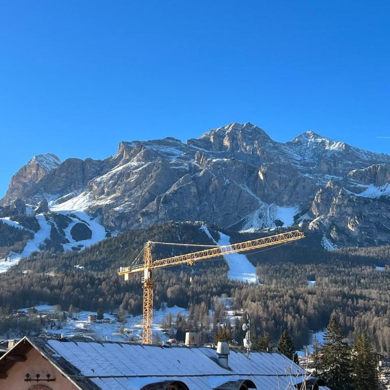 Luxury Central Apartment Cortina D'Ampezzo - Appartamento Superior con 3 Camere da Letto - 56