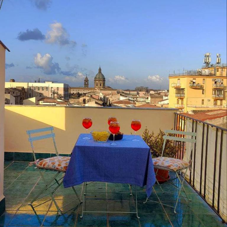 In Torre Palazzo Orioles - Appartamento con 2 Camere da Letto - 1