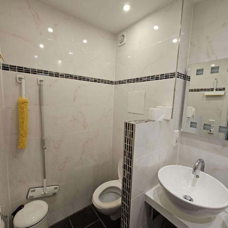 OEZ 3 Zimmer Wohnung - Two-Bedroom Apartment - 7
