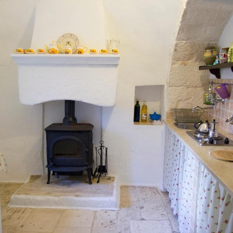 Tipici Trulli immersi nella Valle D'Itria - Casa con 2 Camere da Letto - 14