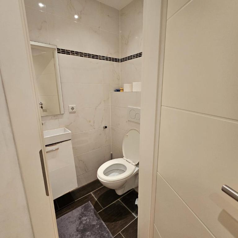 OEZ 3 Zimmer Wohnung - Two-Bedroom Apartment - 13