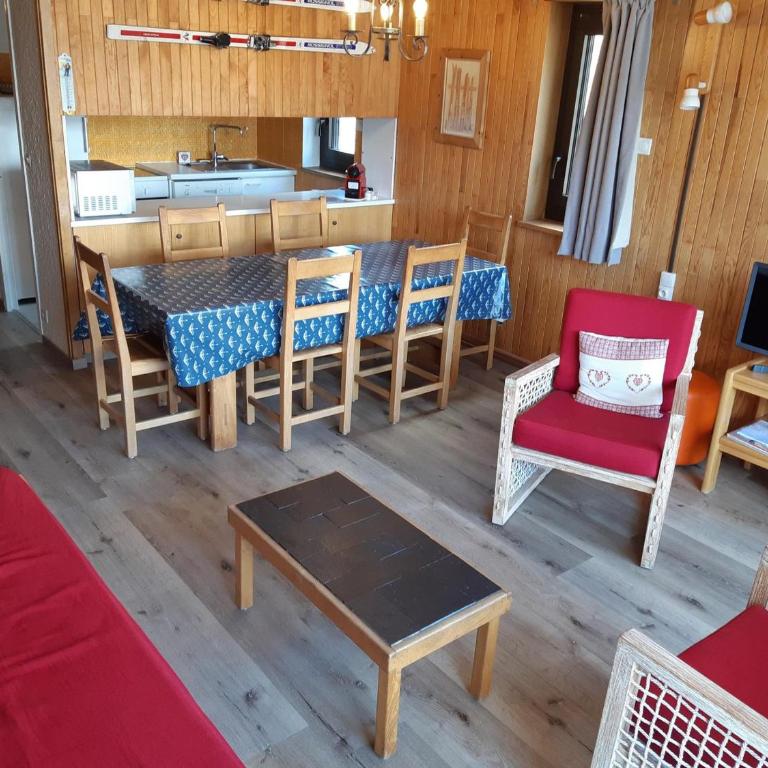 Appartement lumineux 8 pers, parking, Courchevel 1650 - Appartamento con 2 Camere da Letto - 1