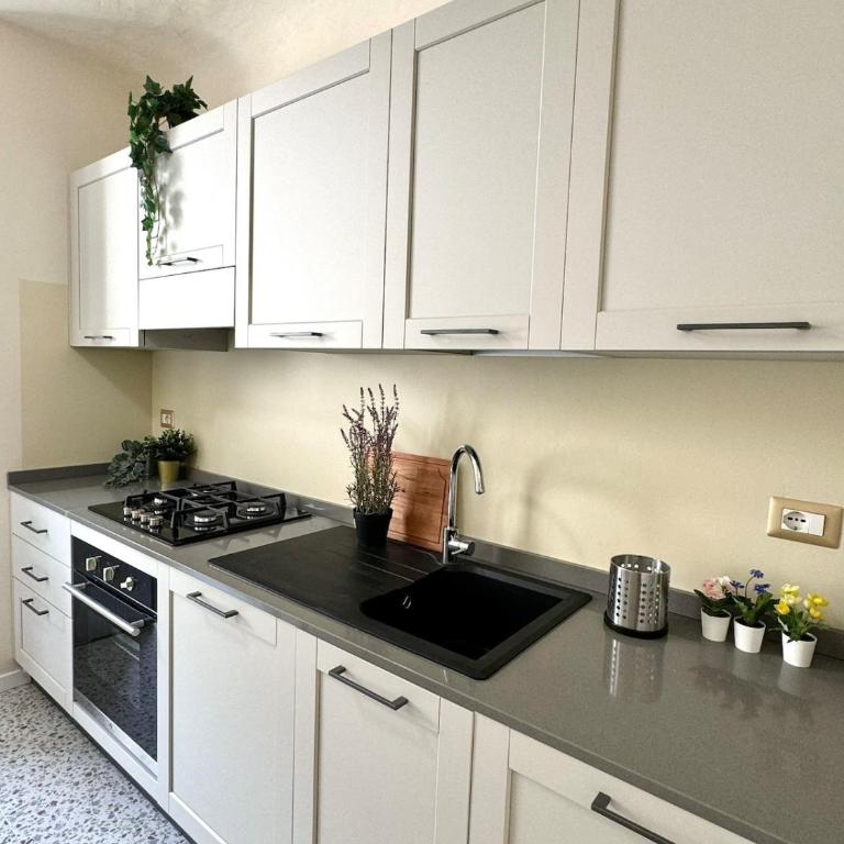 Don Minzoni Central Apartment - Appartamento con 2 Camere da Letto - 36
