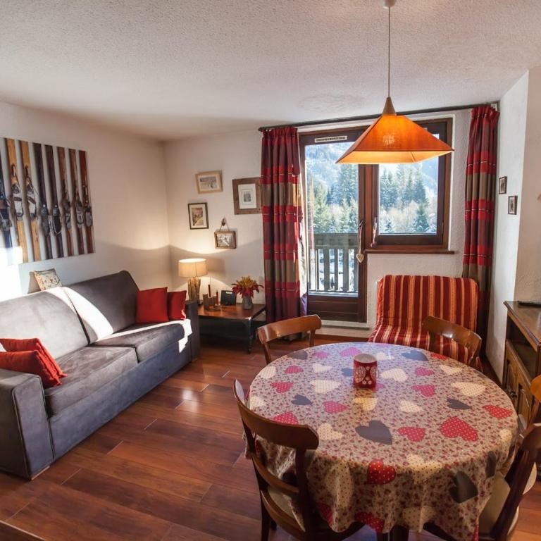 Studio Charmant avec Vue Mont Blanc, Parking et Animaux Admis - FR-1-517-35 - Studio - 3