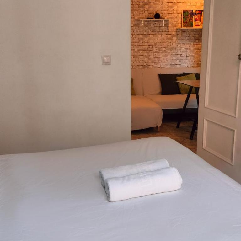 Apartamento en Sevilla Centro con Vistas a la Plaza Alameda de Hércules - Hasta 6 personas - Apartamento de 3 dormitorios - 14