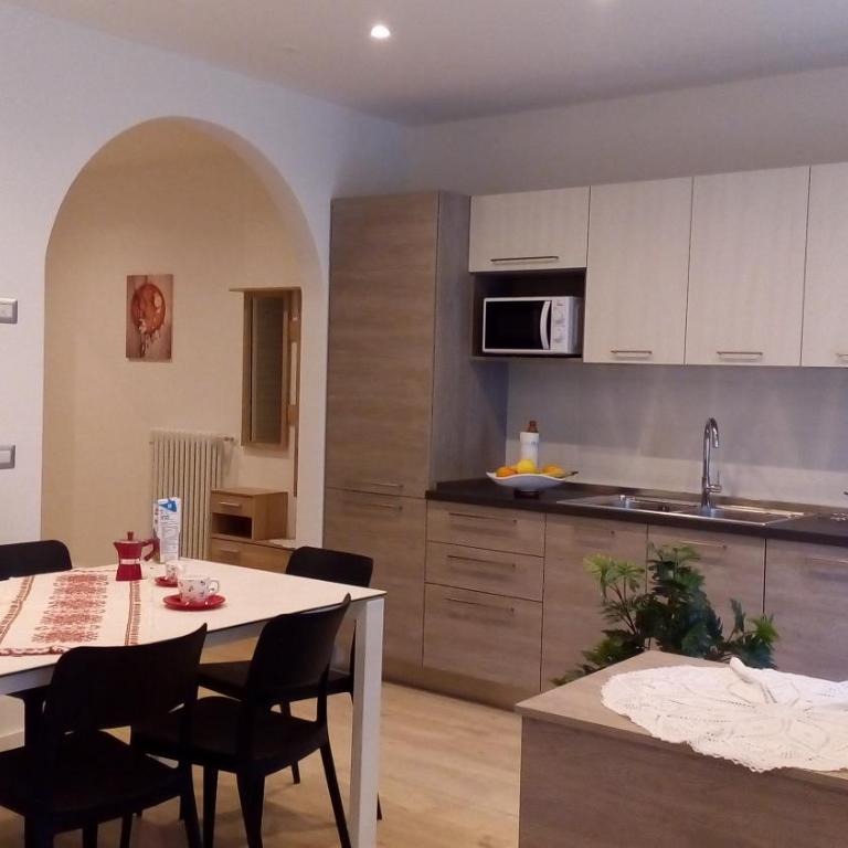 Casa Rondine - Deluxe Apartment mit Balkon und 2 Schlafzimmern - 1
