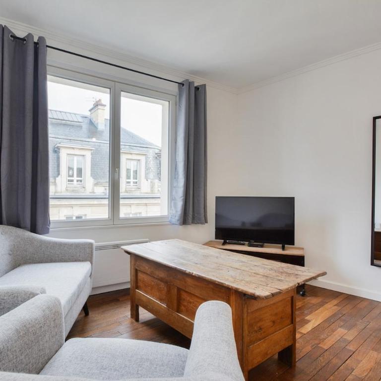 Appartement Place Stanislas 4eme - Appartement 1 Chambre - 3