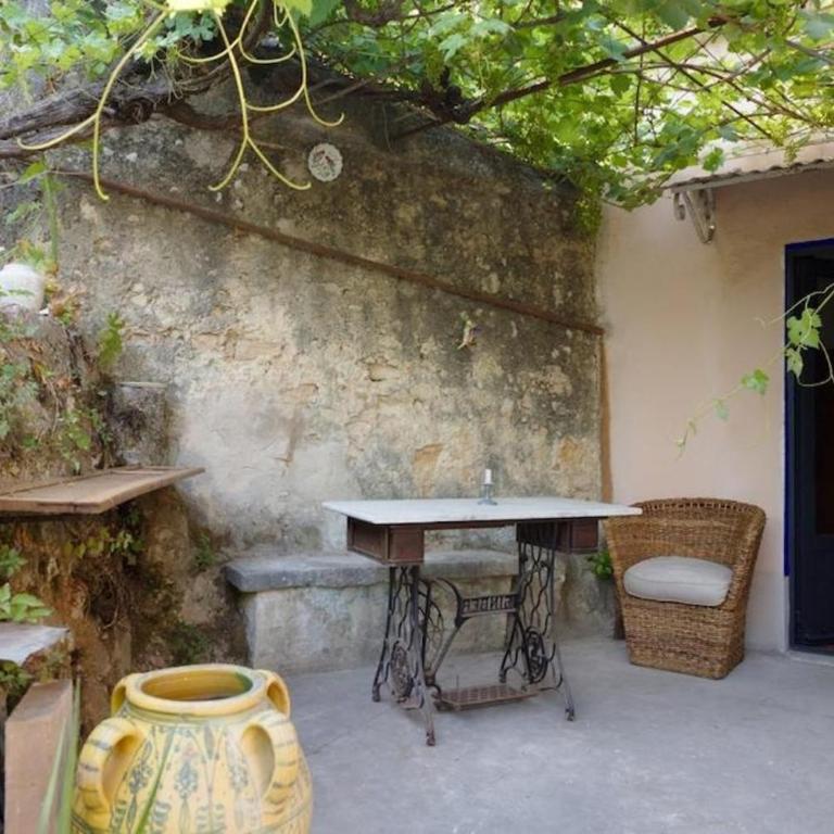 1920's house with GARDEN & SEA VIEW near Historic Centre - Four-Bedroom Vacation Home - 36