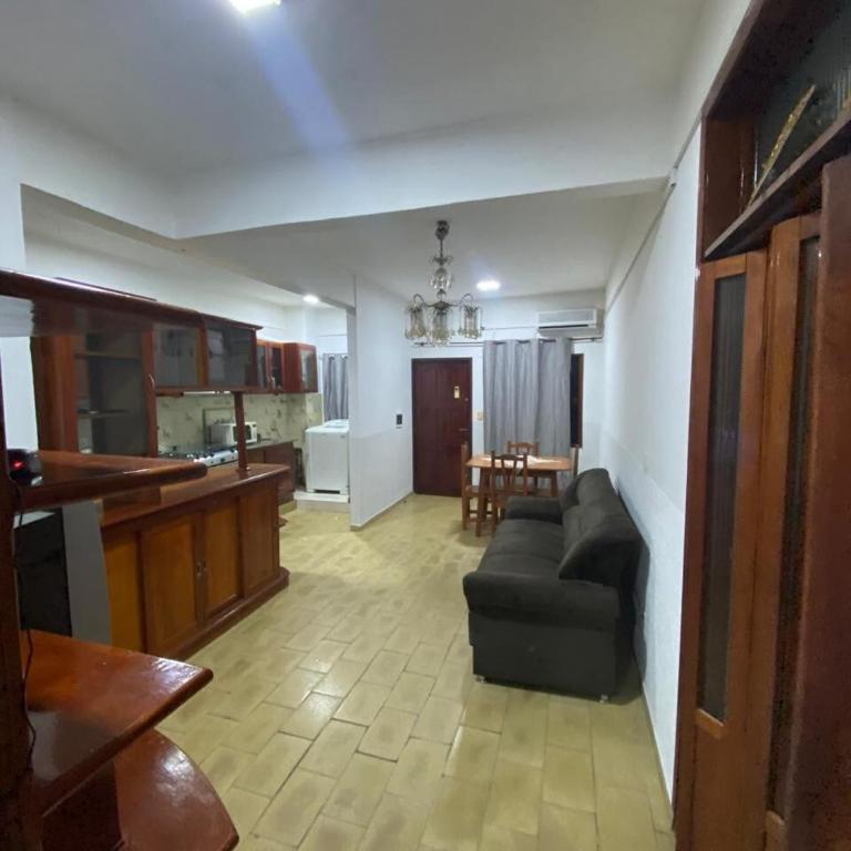 Departamento de 3 Dormitorios - Three-Bedroom Apartment - 6