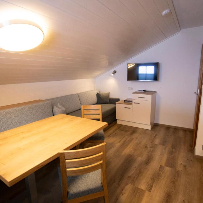 Haus Koidl - Apartment mit 2 Schlafzimmern und Balkon - 4