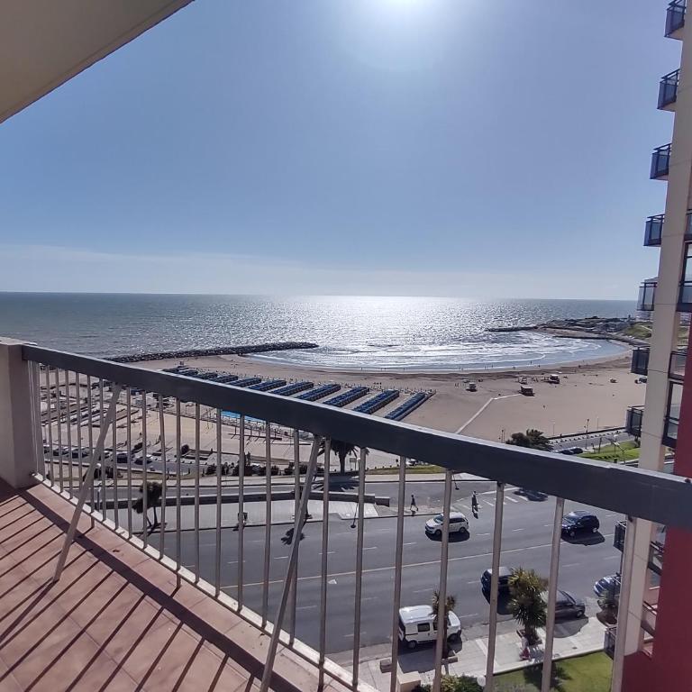 Frente a la playa Varese 3 amb con cochera - Brown 782 Mar del Plata - Apartamento de 2 dormitorios - 7