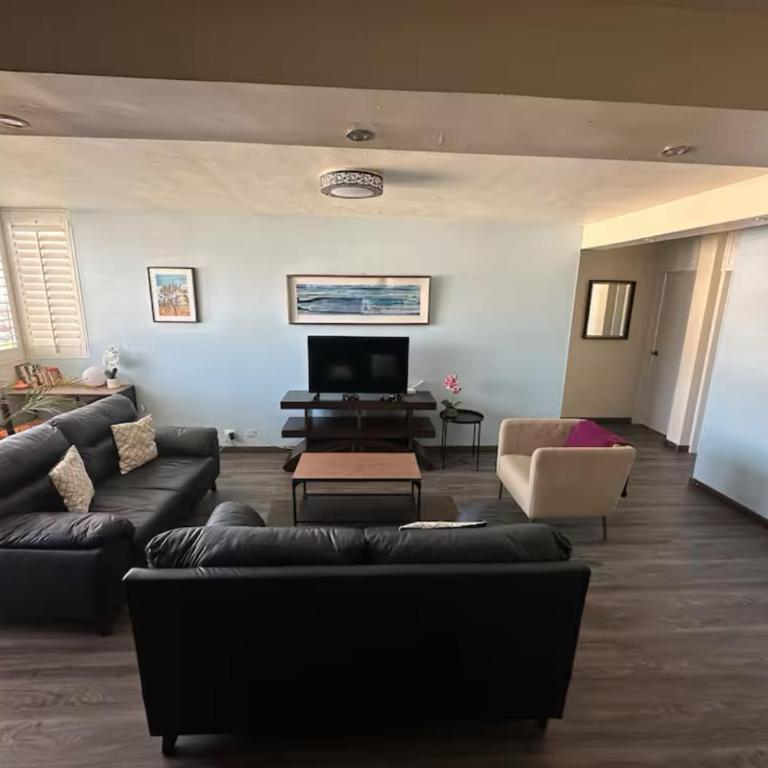Exclusive condominium close to the border - Three-Bedroom Apartment - 1