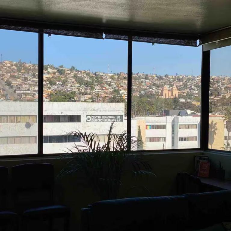 Exclusive condominium close to the border - Three-Bedroom Apartment - 14