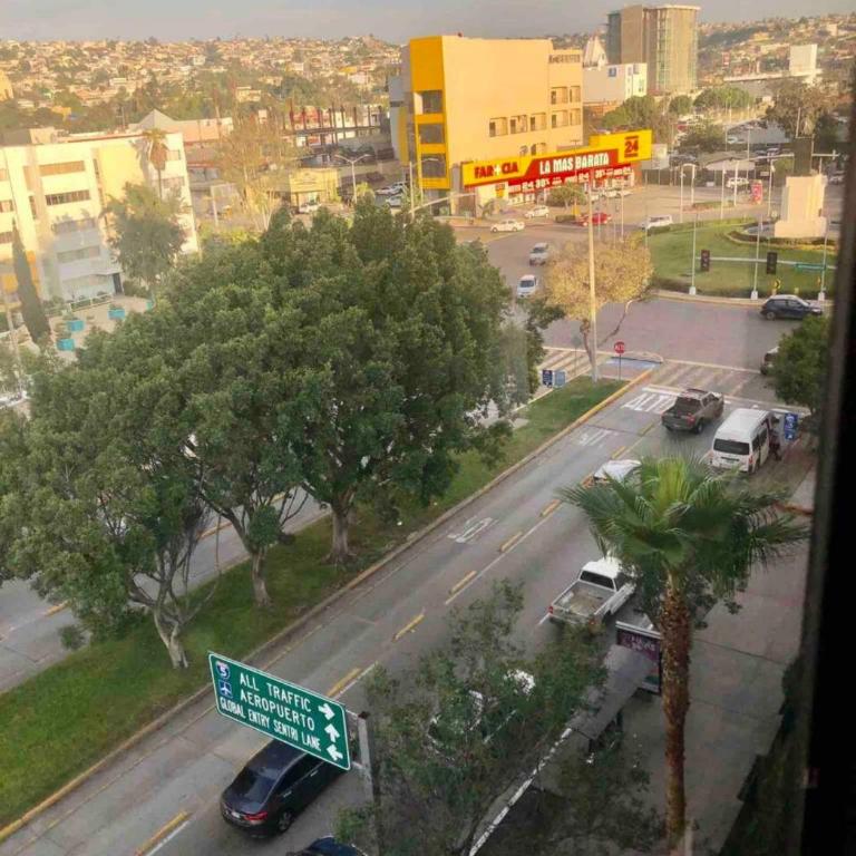 Exclusive condominium close to the border - Three-Bedroom Apartment - 27
