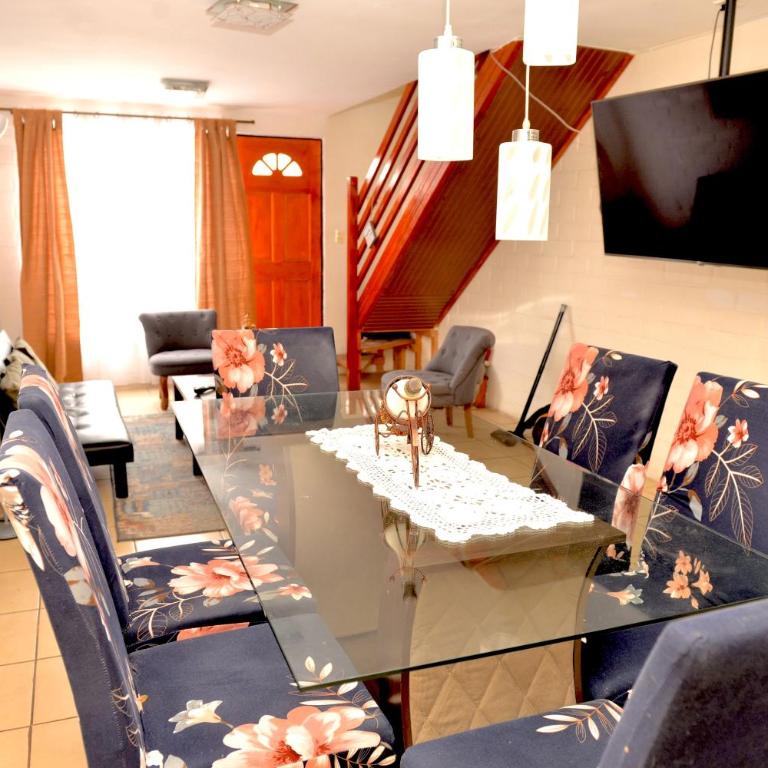 Casa a pasos de la playa en La Serena - Three-Bedroom House - 5