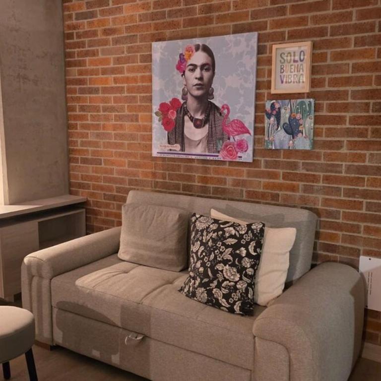 NEW in laurels with air , loft type, giant tv - Apartamento de 1 dormitorio - 27