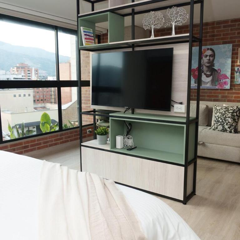 NEW in laurels with air , loft type, giant tv - Apartamento de 1 dormitorio - 34