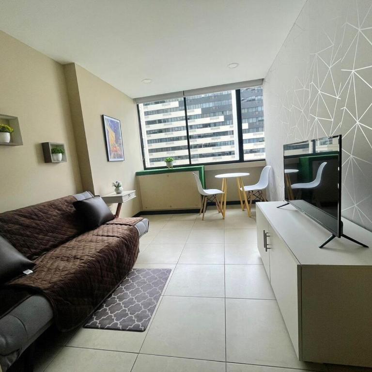 Puerto Santa Ana - Parqueo - Bellini II - Apartamento de 2 dormitorios - 2